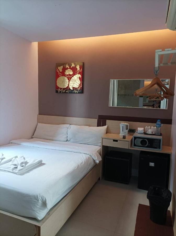 My Hotel Phuket Patong Екстериор снимка